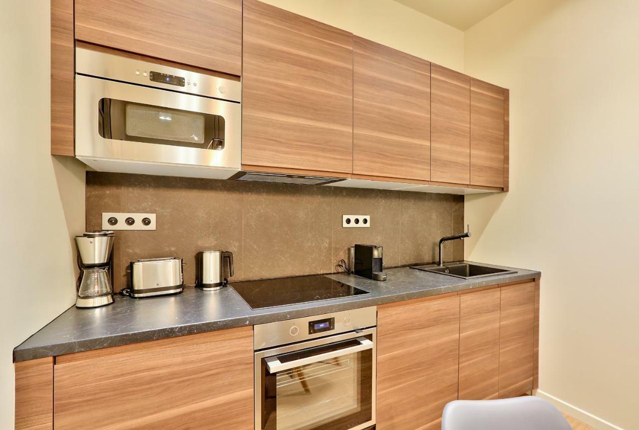 76 - Urban Jardins Du Marais Apartment Париж Екстериор снимка